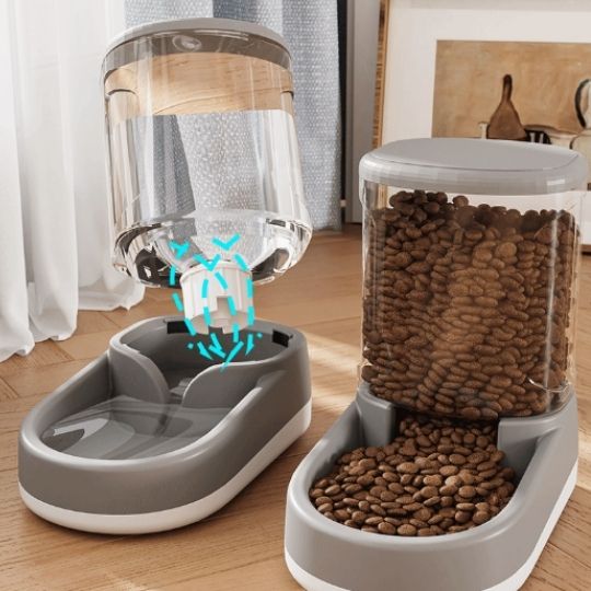 Distributeur de croquettes chat - CroqFlowâą - Transportdodochat