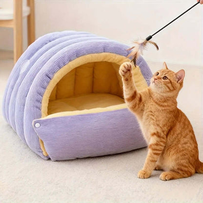 Cocon pour Chat mauve chat joue