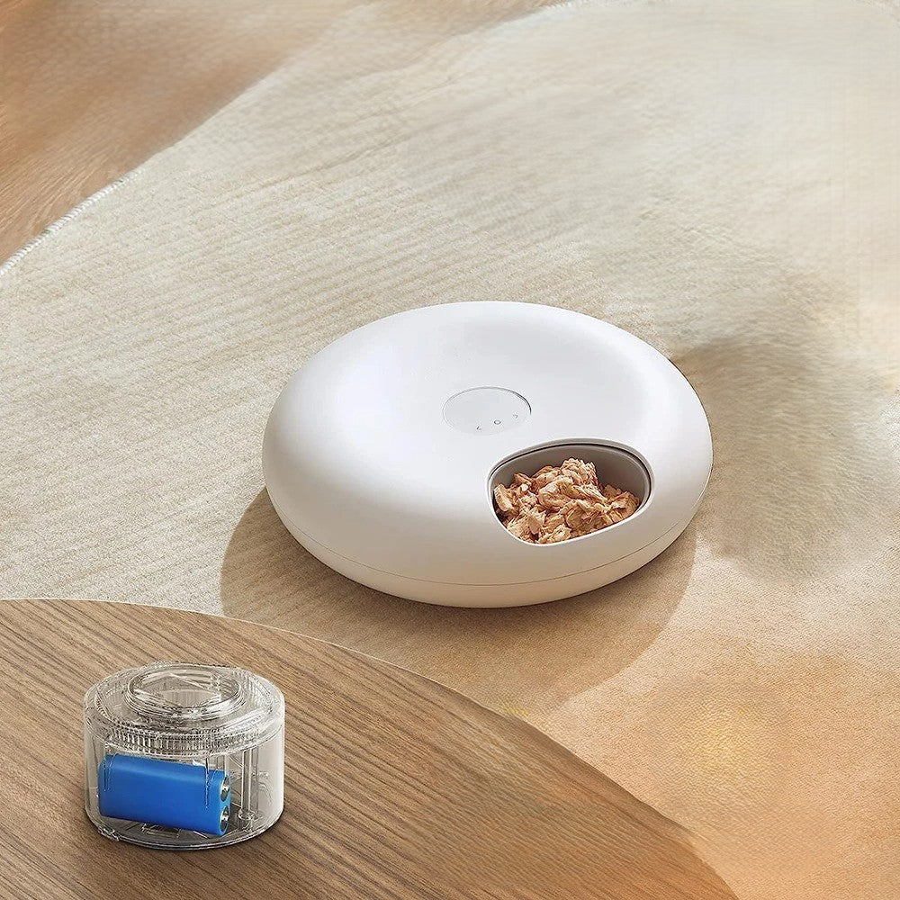 Distributeur automatique nourriture chat boîte rechargeable en évidence