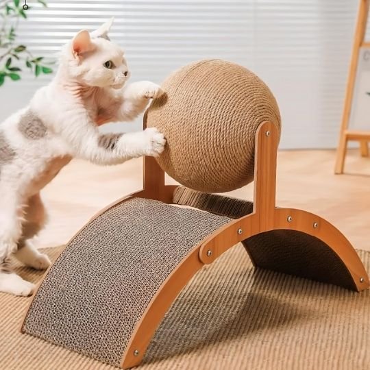 Griffoir à chat chat griffe la boule