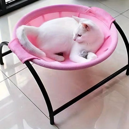 hamac pour chat sur pied chat détendu