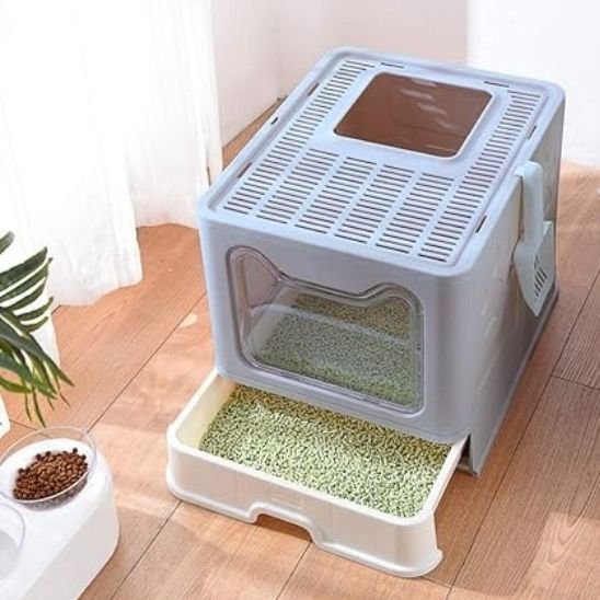 Litière bac chat gris tiroir tiré avec litière