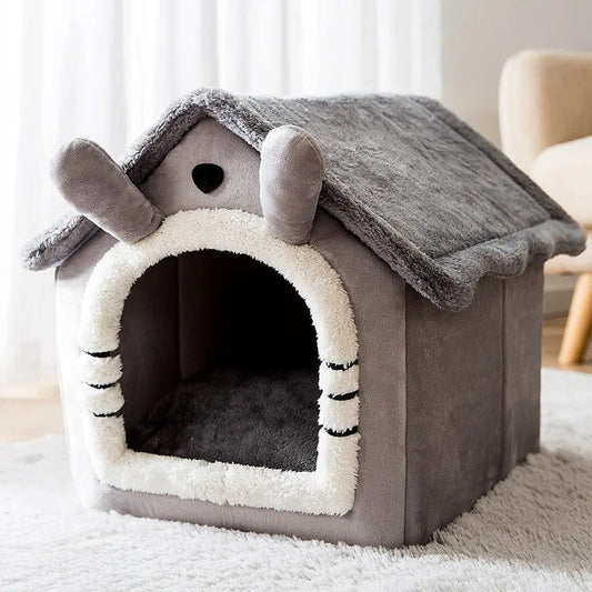 maison chat gris coussin moelleux