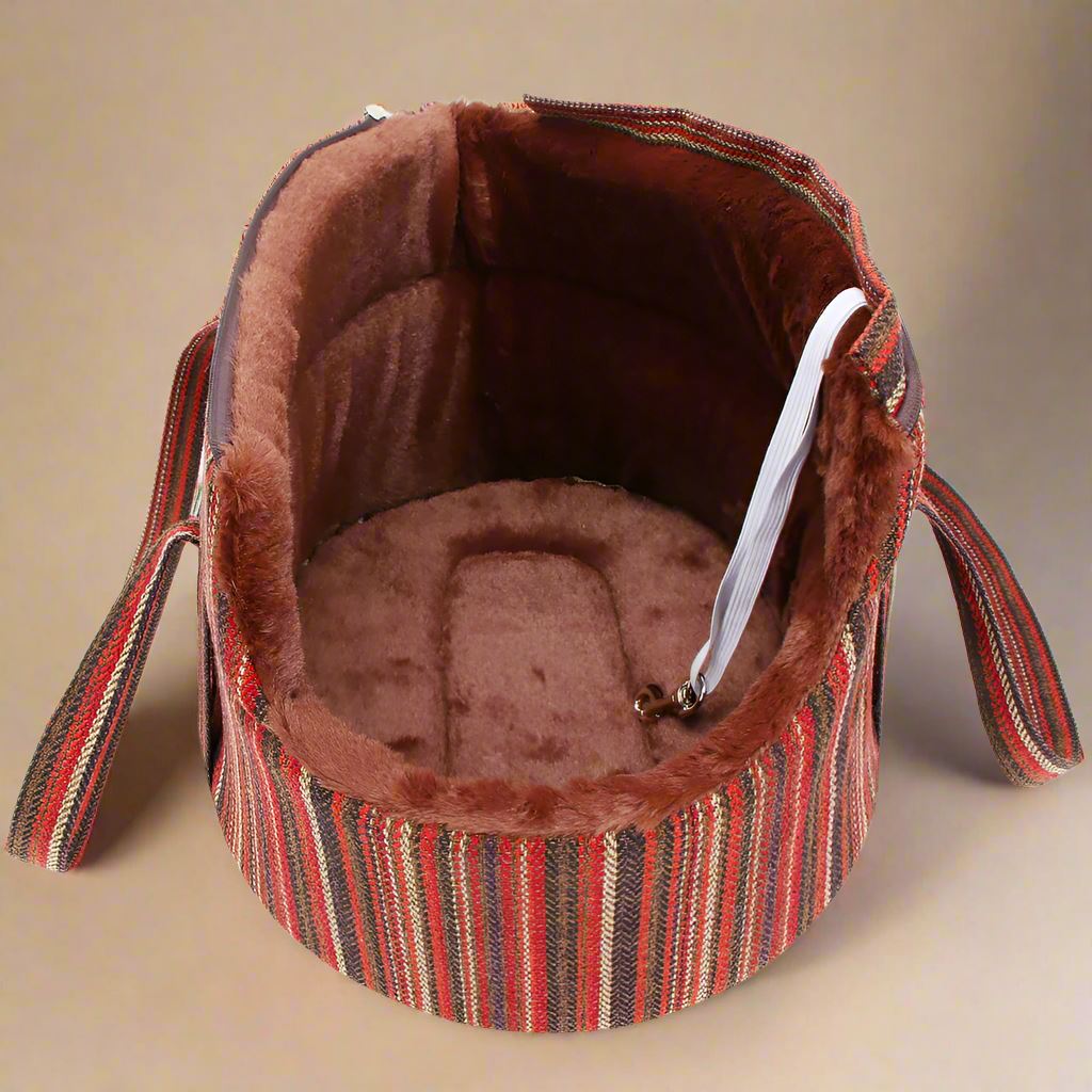Sac de transport chat rayé confortable